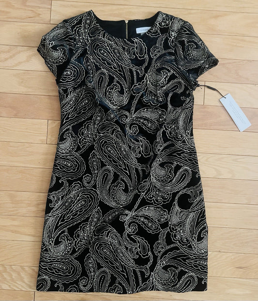 NWT Womens Calvin Klein Short Sleeve Velvet Embroidered Dress Black Gold 8