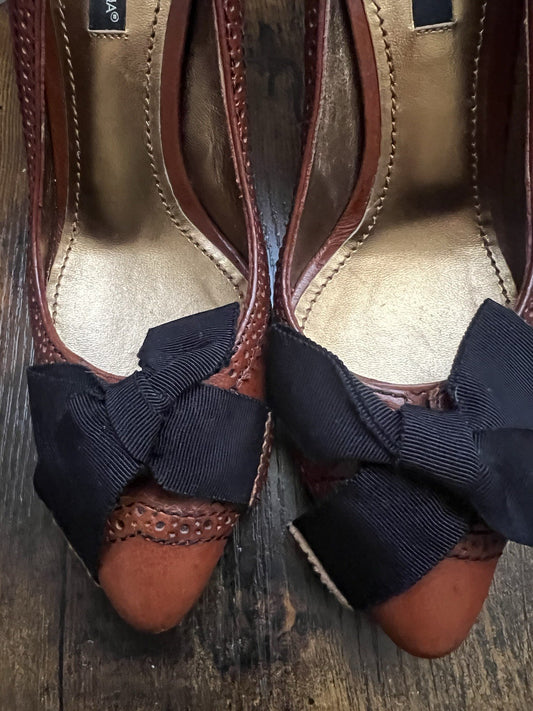 Dolce & Gabbana Brown Leather Pumps Heels Black Bow