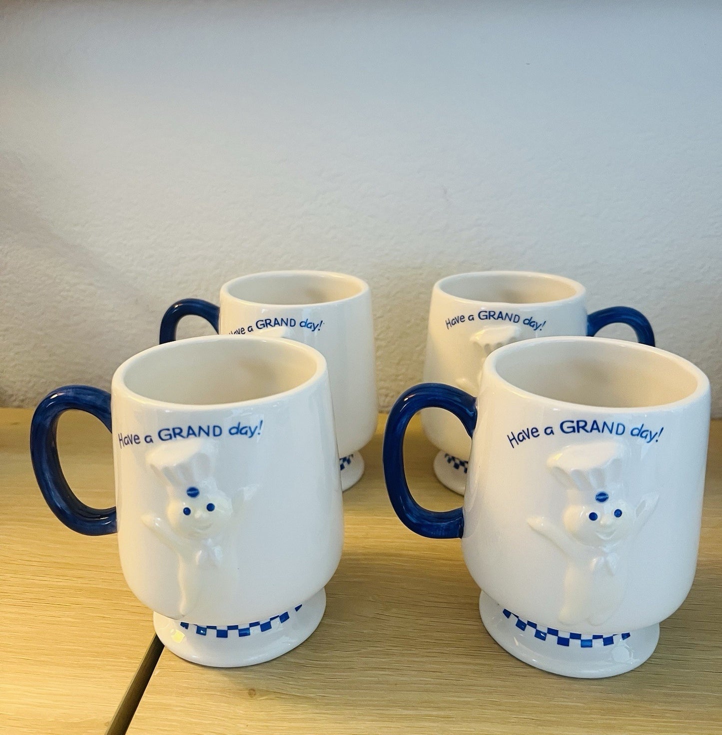 Pillsbury Doughboy Mug Tree Set 2004 Simson Giftware w/ 4 Mugs New In Box