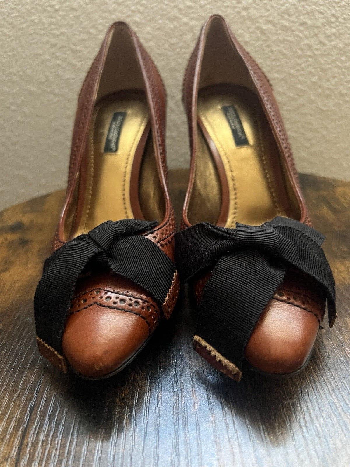 Dolce & Gabbana Brown Leather Pumps Heels Black Bow