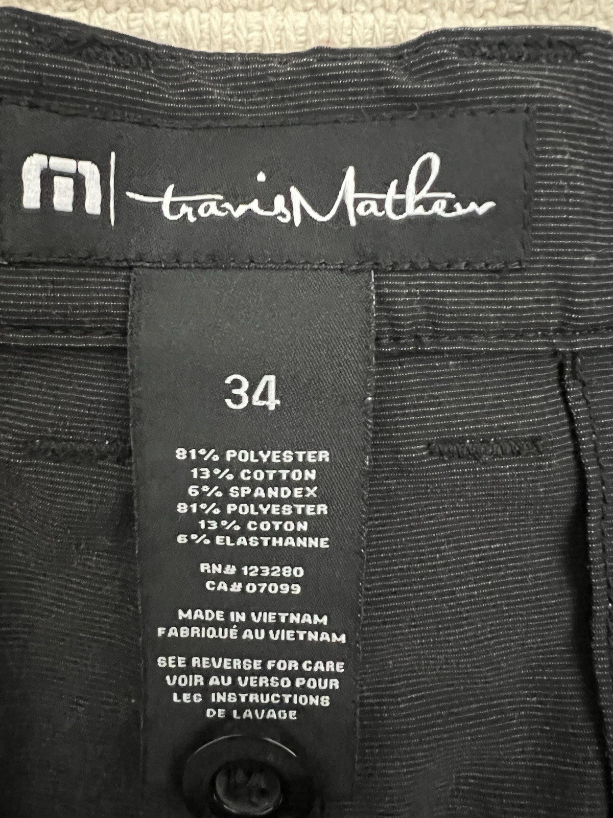 TravisMathew Men’s Black Golf Shorts Size 34 Performance Stretch Casual